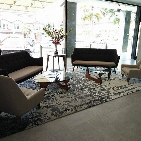 Alora Hotel Penang PENANG Екстер'єр фото