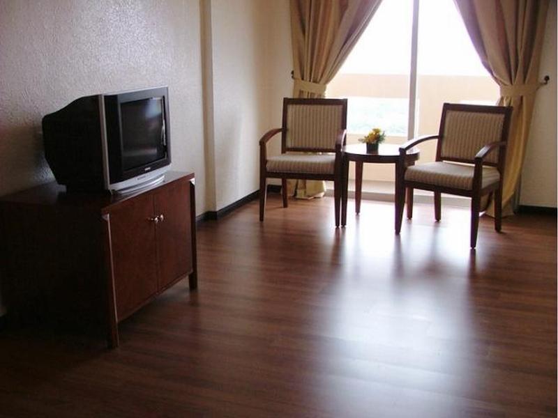 Alora Hotel Penang PENANG Екстер'єр фото