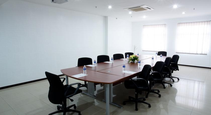 Alora Hotel Penang PENANG Екстер'єр фото