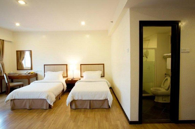 Alora Hotel Penang PENANG Екстер'єр фото